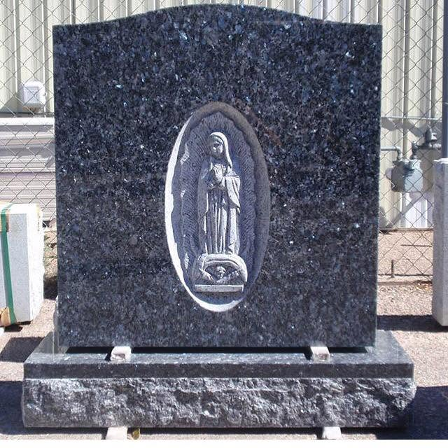 Granite sculpture memorial monument